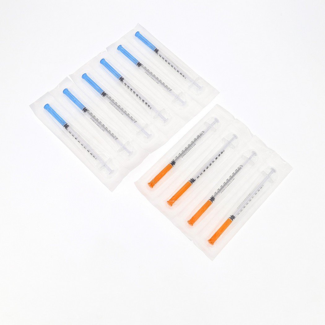 Low Dead Space Syringe